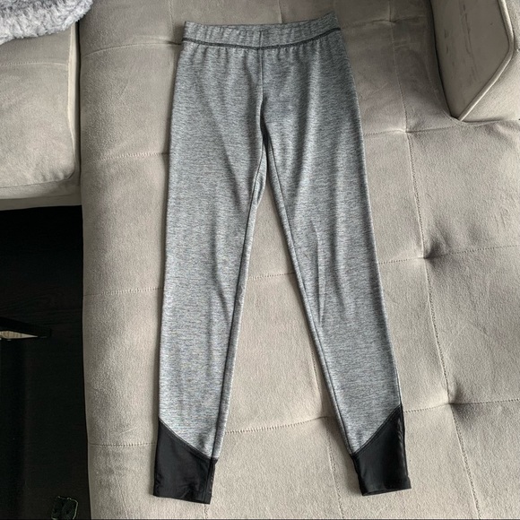 3 For $20 GUESS Leggings With Mesh Accents - Picture 3 of 5